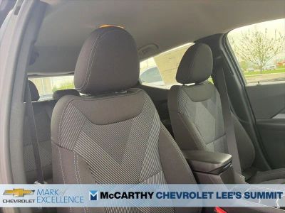 2027 Chevrolet Bolt - Photo 27
