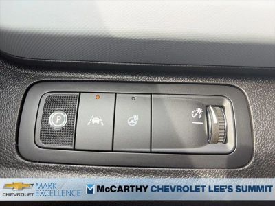 2027 Chevrolet Bolt - Photo 19