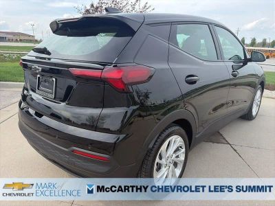 2027 Chevrolet Bolt - Photo 8