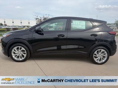 2027 Chevrolet Bolt - Photo 5