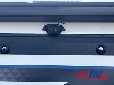 2025 Keystone RV Fuzion - Photo 17