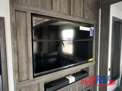 2025 Keystone RV Fuzion - Photo 31
