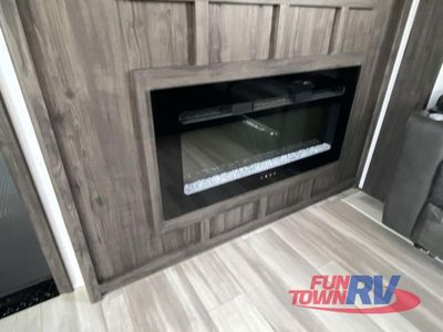 2025 Keystone RV Fuzion - Photo 32