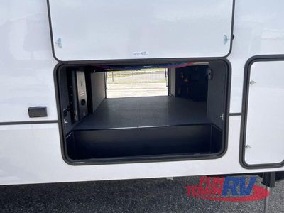2025 Keystone RV Fuzion - Photo 7