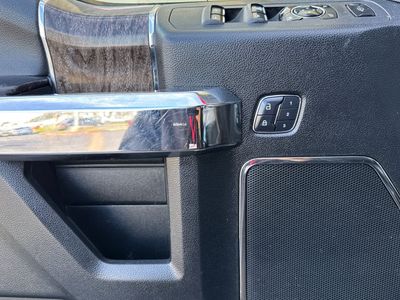 2017 Ford Super Duty F-350 SRW - Photo 12