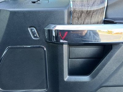2017 Ford Super Duty F-350 SRW - Photo 18