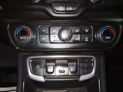 2024 GMC Terrain — photo 19 view