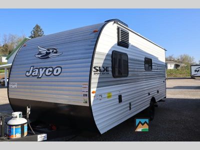 2026 Jayco Jay Flight SLX - Photo 3