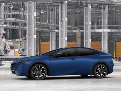 2026 Toyota Prius Plug-in Hybrid - Photo 5