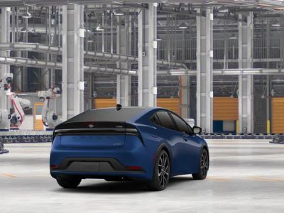 2026 Toyota Prius Plug-in Hybrid - Photo 11