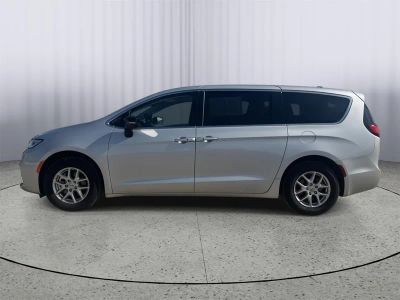 2024 Chrysler Pacifica — rear three-quarter view