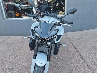 2025 Yamaha MT-10 - Photo 3