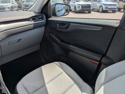 2024 Ford Escape - Photo 18