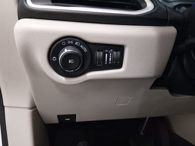 2023 Chrysler Pacifica — photo 13 view