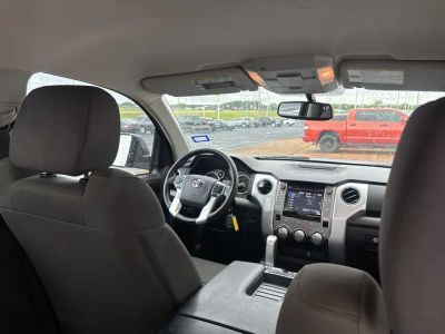 2017 Toyota Tundra - Photo 27
