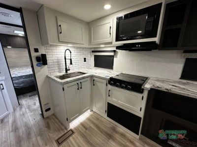 2026 Venture RV Campbound Platinum — photo 20 view