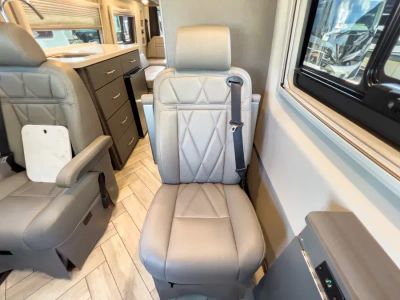 2024 Thor Motor Coach TRANQUILITY — photo 17 view