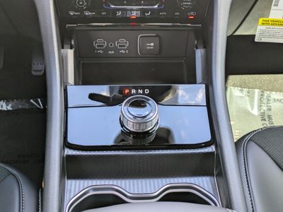 2025 Jeep Grand Cherokee - Photo 17