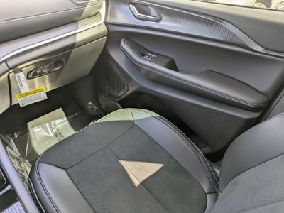 2025 Jeep Grand Cherokee - Photo 15