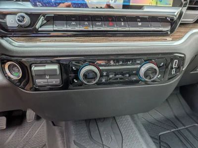 2026 Chevrolet Silverado 1500 - Photo 13