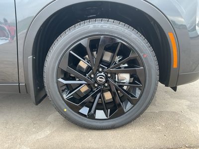 2026 Nissan Rogue Plug-In Hybrid — photo 16 view