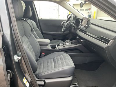 2026 Nissan Rogue Plug-In Hybrid — photo 15 view