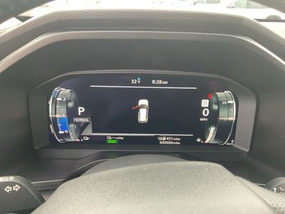 2026 Nissan Rogue Plug-In Hybrid — photo 10 view