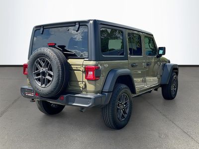 2025 Jeep Wrangler - Photo 7