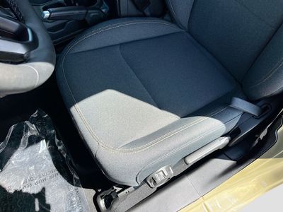 2025 Jeep Wrangler - Photo 18