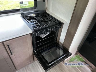 2026 Keystone RV Cougar Half-Ton - Photo 11