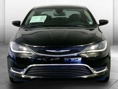 2017 Chrysler 200 — side profile view