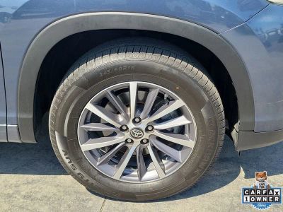 2017 Toyota Highlander — detail view