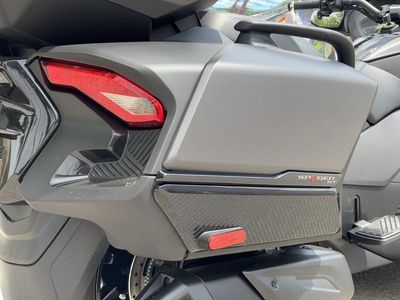 2025 Can-Am Spyder RT Limited Dark Wheels - Photo 9