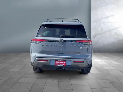 2026 Nissan Pathfinder - Photo 5