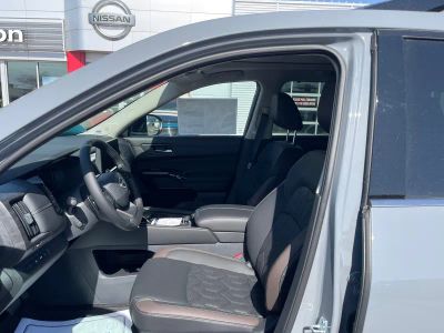 2026 Nissan Pathfinder - Photo 9