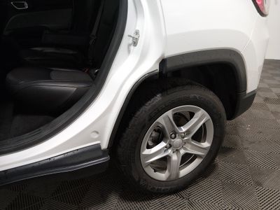 2024 Jeep Compass — photo 10 view