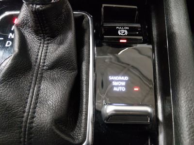 2024 Jeep Compass — photo 18 view