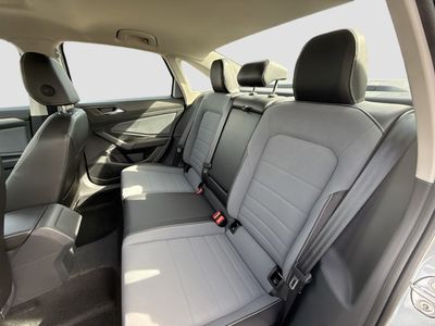 2026 Volkswagen Jetta - Photo 19