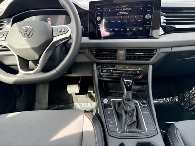 2026 Volkswagen Jetta - Photo 18