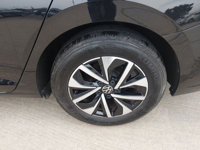 2024 Volkswagen Jetta - Photo 10