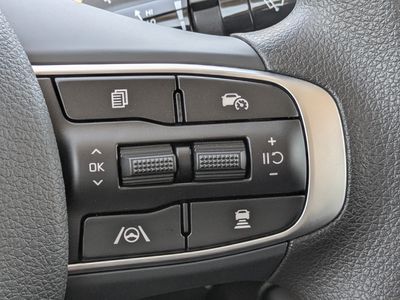 2026 Kia K5 — photo 31 view