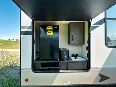 2025 Forest River RV Cherokee Arctic Wolf - Photo 11