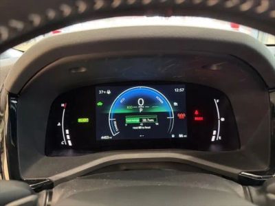 2025 Toyota Camry SE - Photo 21