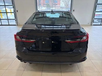 2025 Toyota Camry SE - Photo 6