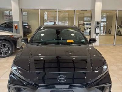 2025 Toyota Camry SE - Photo 11