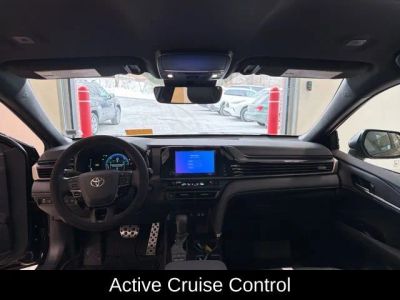 2025 Toyota Camry SE - Photo 16