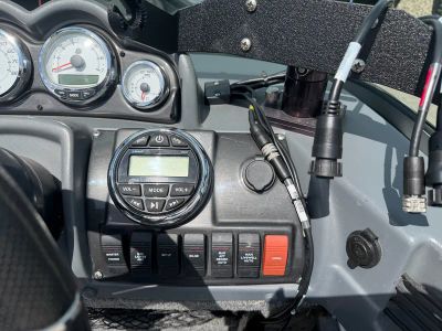 2017 Lund 1875 PRO V — photo 14 view