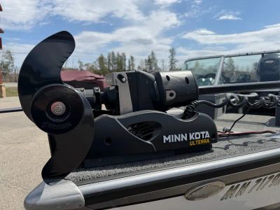2017 Lund 1875 PRO V — photo 9 view