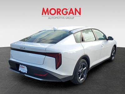 2025 Kia K4 - Photo 2