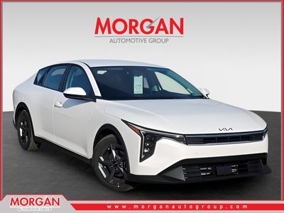 2025 Kia K4 - Photo 1